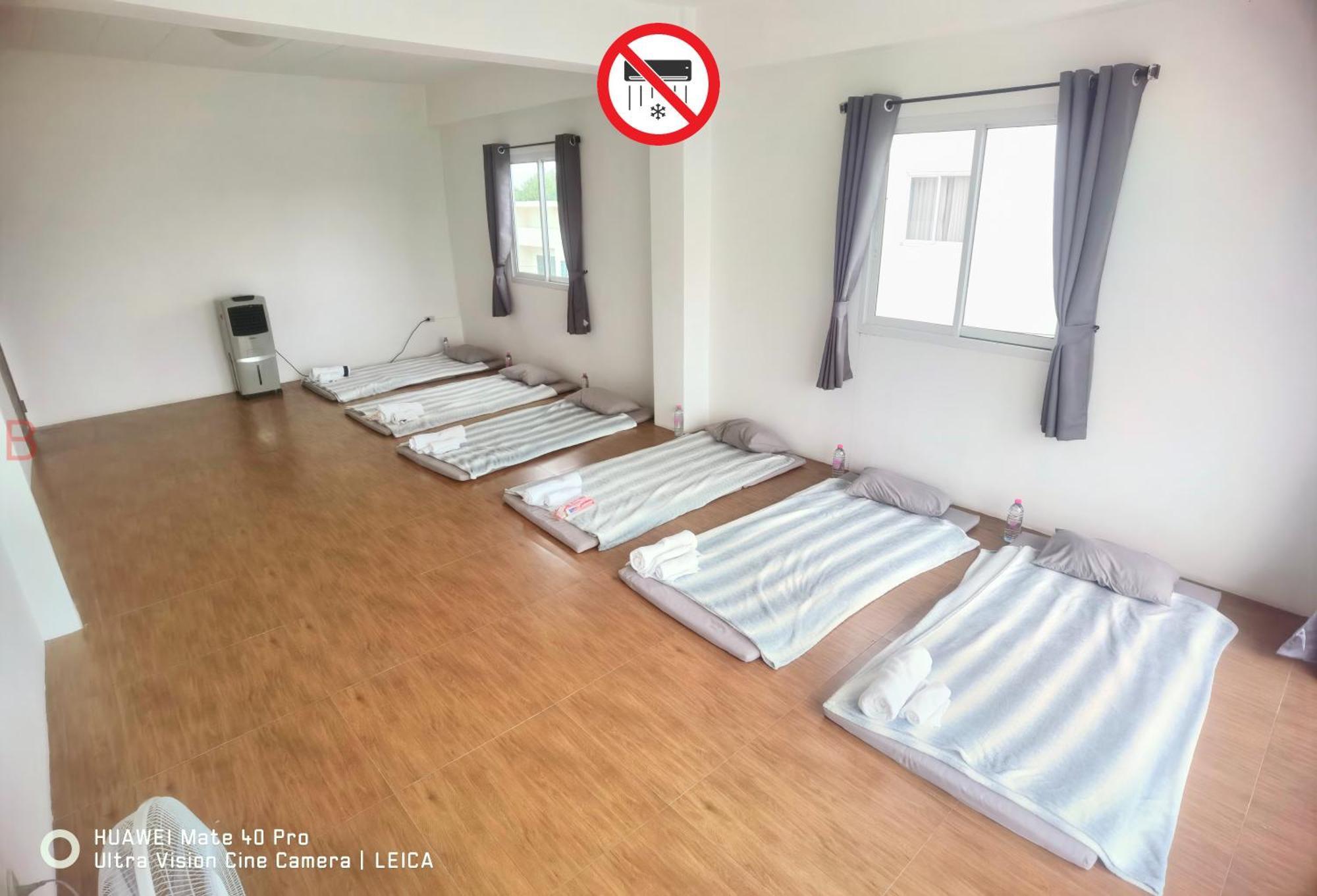 Yyk Hostel 24H Ban Khlong Krang Esterno foto