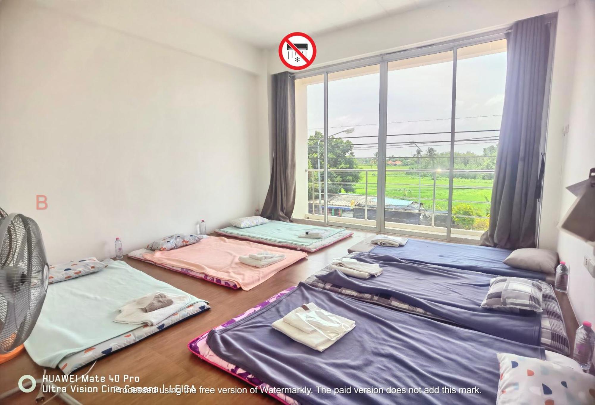 Yyk Hostel 24H Ban Khlong Krang Esterno foto